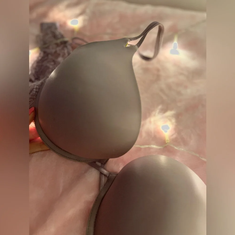 Bombshell bra - Picture 3 of 4